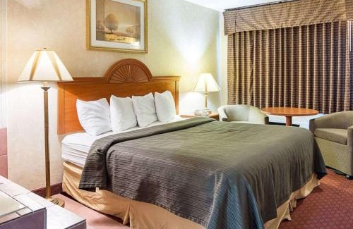 Southern Estates Hotel | Quality Inn Petersburg Near Fort Gregg-Adams