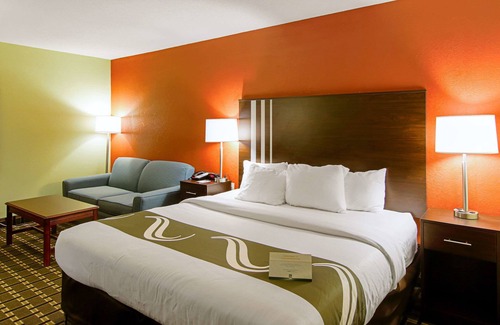 Plainfield Hotel | Quality Inn Plainfield I-395