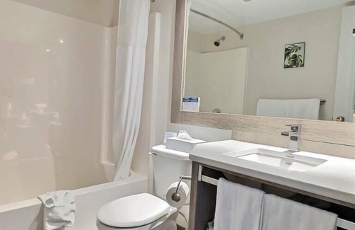 Rouyn-Noranda Hotel | Quality Inn Rouyn - Noranda