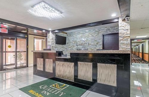 Wichita Hotel | Quality Inn South