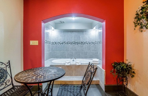Wichita Hotel | Quality Inn South