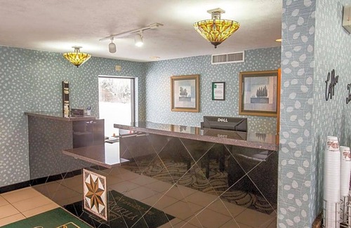 Big Rapids Hotel | Quality Inn & Suites Big Rapids
