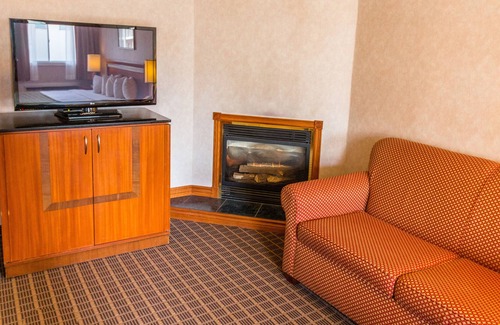 Gananoque Hotel | Quality Inn & Suites 1000 Islands