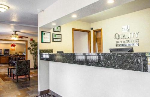 Ankeny Hotel | Quality Inn & Suites Ankeny-Des Moines