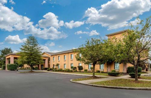 Benton Hotel | Quality Inn & Suites Benton - Draffenville