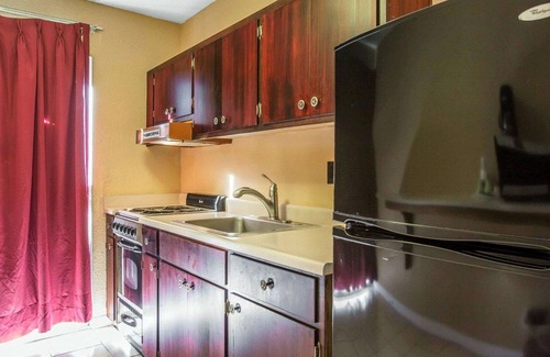 Cameron Park Hotel | Quality Inn & Suites Cameron Park Shingle Springs