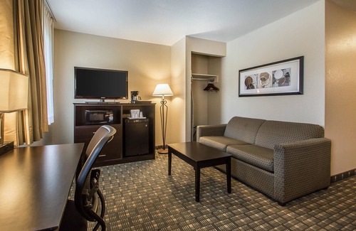 Decorah Hotel | Quality Inn & Suites Decorah