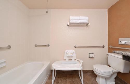 Walla Walla Hotel | Quality Inn & Suites Downtown Walla Walla