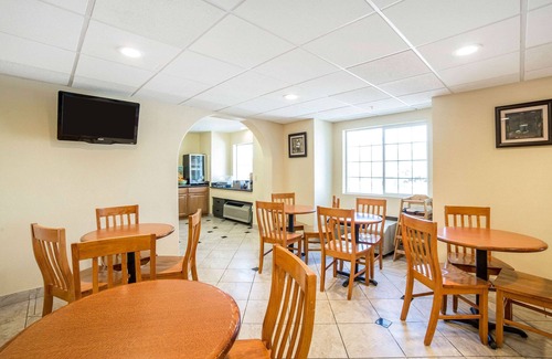 Elko Hotel | Quality Inn & Suites Elko