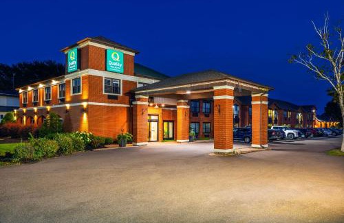 Summerside Hotel | Quality Inn & Suites Garden of the Gulf