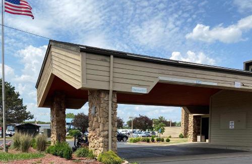 Goshen Hotel | Quality Inn & Suites Goshen