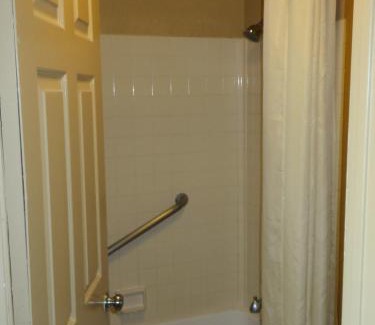 San Antonio Hotel | Quality Inn & Suites I-35 near Frost Bank Center
