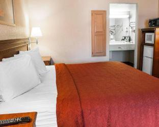 Mesilla Park Hotel | Quality Inn & Suites Las Cruces - University Area