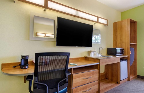 Lehigh Acres Hotel | Quality Inn & Suites Lehigh Acres Fort Myers