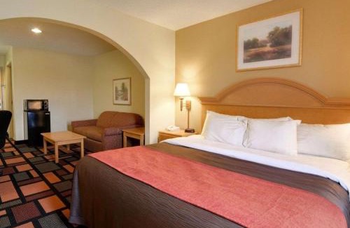 Malvern Hotel | Quality Inn & Suites Malvern