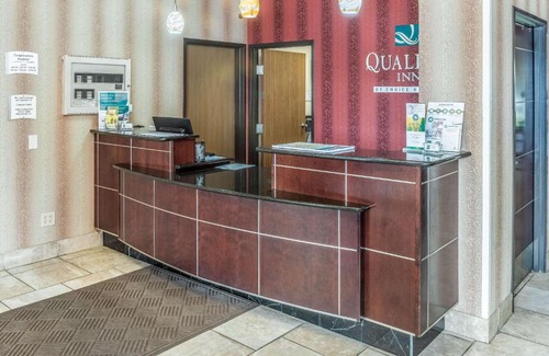 Mankato Hotel | Quality Inn & Suites Mankato East