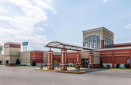 Mattoon Hotel | Quality Inn & Suites Mattoon South