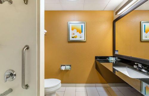 Sandusky Hotel | Quality Inn & Suites Sandusky