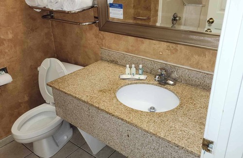 Somerset Hotel | Quality Inn & Suites Somerset