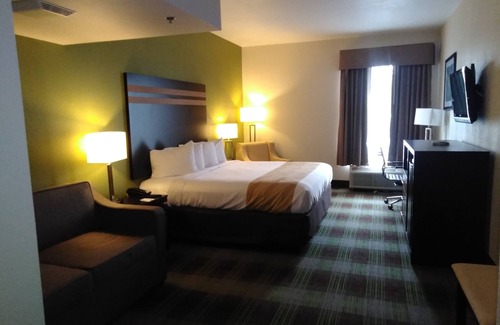Mount Vernon Hotel | Quality Inn & Suites