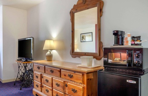 Prairie Du Chien Hotel | Quality Inn & Suites