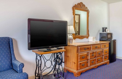 Prairie Du Chien Hotel | Quality Inn & Suites