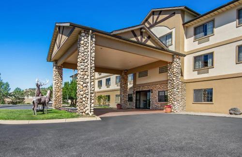 Eagle Hotel | Quality Inn & Suites Vail Valley