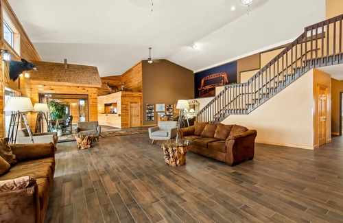 Billings Park Hotel | Quality Inn Superior - Duluth