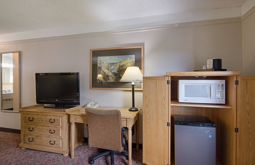 Buffalo Hotel | Quality Inn