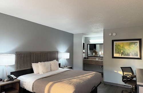 Crestview Hotel | Quality Inn