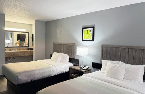 Crestview Hotel | Quality Inn