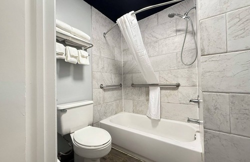 Crestview Hotel | Quality Inn