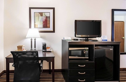 Dodge City Hotel | Quality Inn
