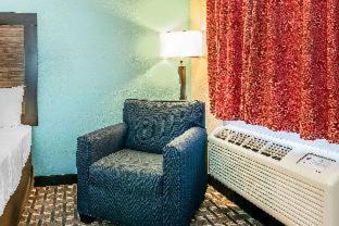 Findlay Hotel | Quality Inn