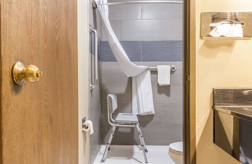 Lamar Hotel | Quality Inn
