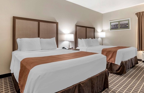 Moultrie Hotel | Quality Inn