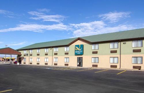 Russell Hotel | Quality Inn