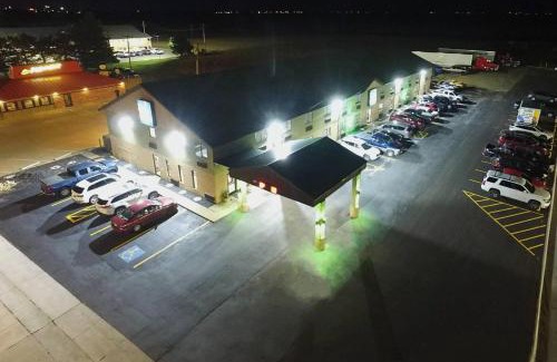 Russell Hotel | Quality Inn