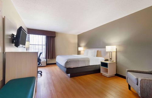 Valley Hotel | Quality Inn Valley - West Point
