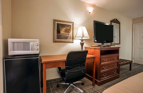Waynesboro Hotel | Quality Inn Waynesboro