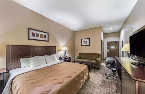 Plano Hotel | Quality Inn West Plano