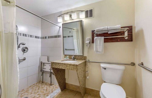 Rolling Road Farms Hotel | Quality Inn Windsor Mill