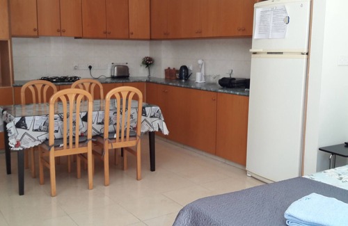Limassol Apartment | Quality studio with good transport links near limassol casino &sea marina mymall