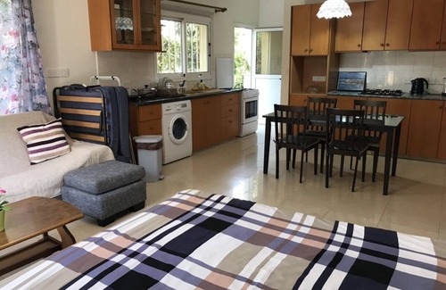 Limassol Apartment | Quality studio with good transport links near limassol casino &sea marina mymall