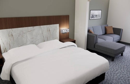 Franklin Park Hotel | Quality Suites Austin South St. Elmo District