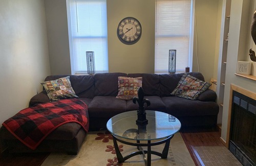 Near Southside Apartment | Quant Apt in the ❤️ Of historic St. Louis Soulard