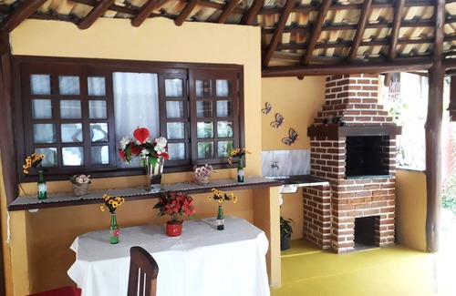 Ponte Branca Apartment | Quarto de pousada com Wi-Fi em Paraty, RJ