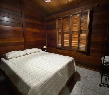 Sao Roque House | QUARTO em Casa de Madeira no Alto da Serra - PetFriendly