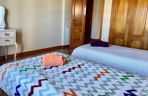 Torres Vedras House | Quarto Twin com Varanda