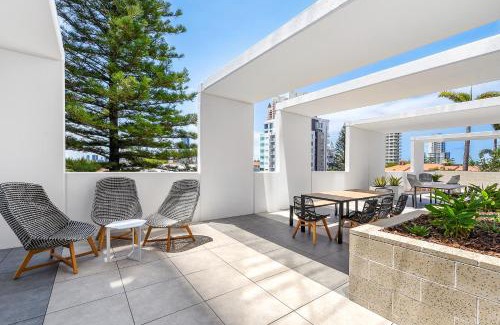 Broadbeach Apartment | Qube Broadbeach Ocean View Apartments